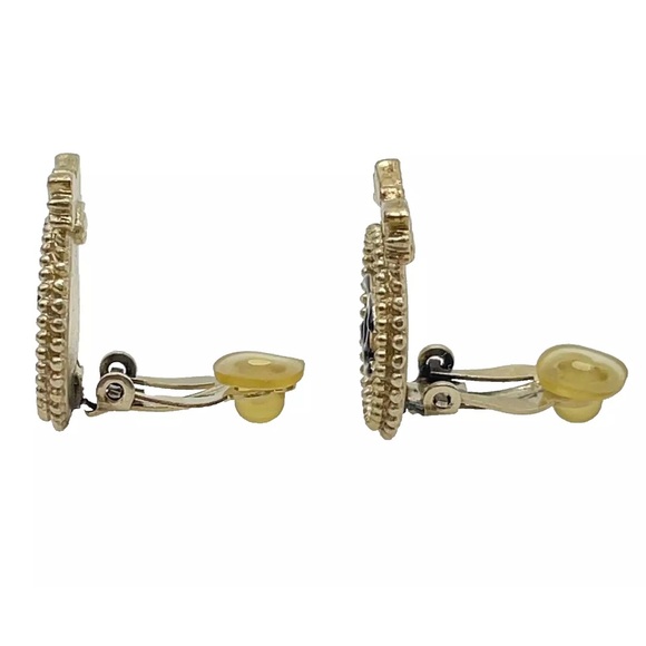 Chanel Champagne Gold Ribbon Coco Earrings - COA Included - Picture 6 of 10